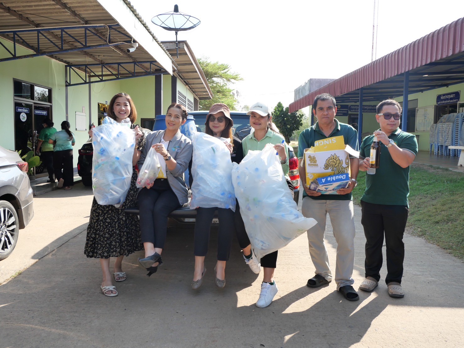 รูปแนบ